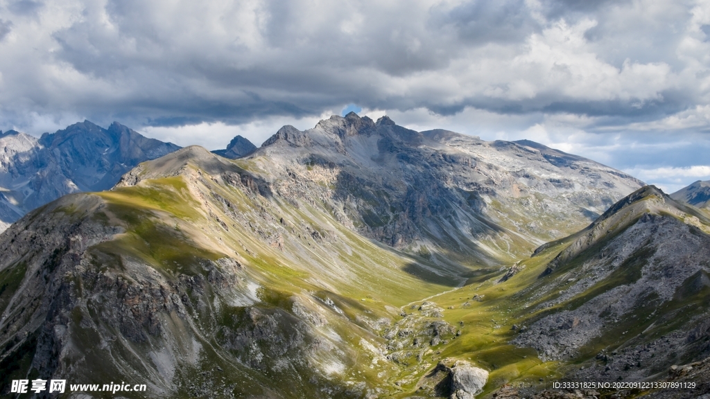 阿尔卑斯山