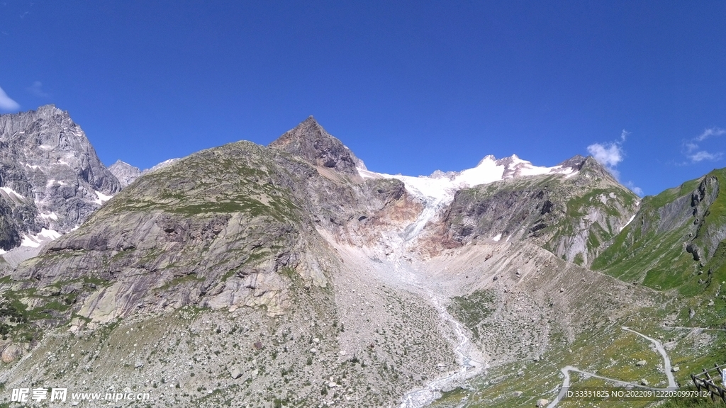 阿尔卑斯山