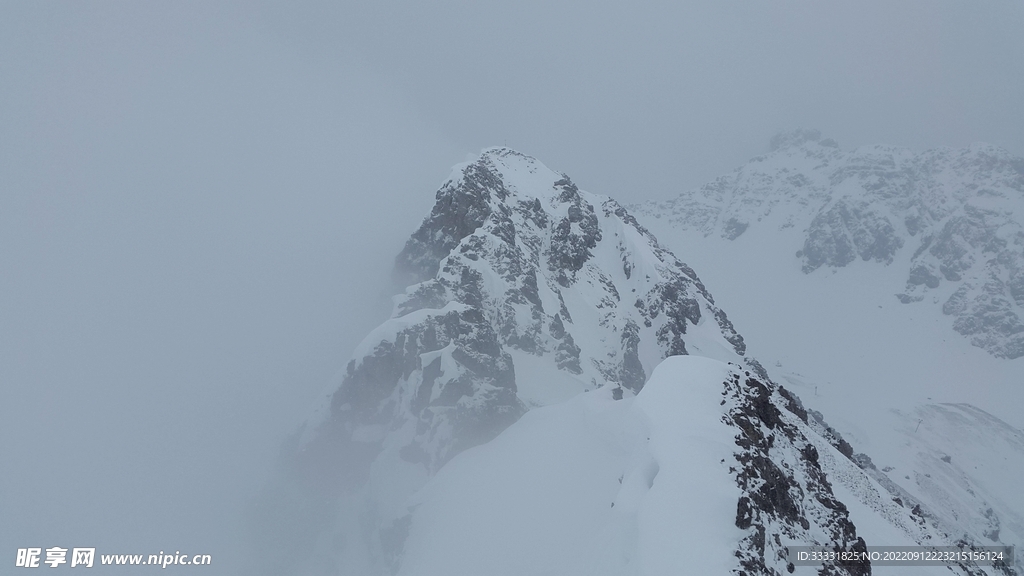 阿尔卑斯山