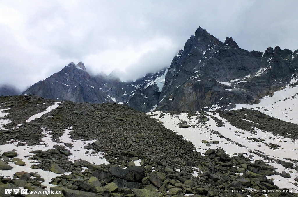 阿尔卑斯山