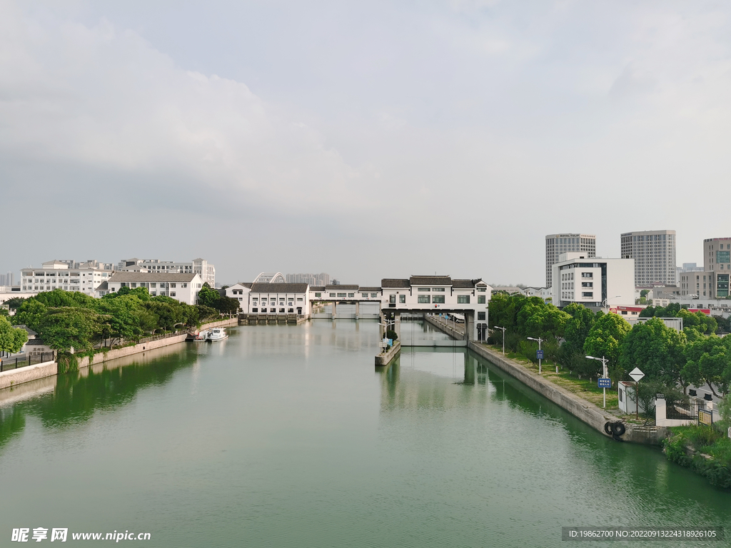 苏州秋天水风景