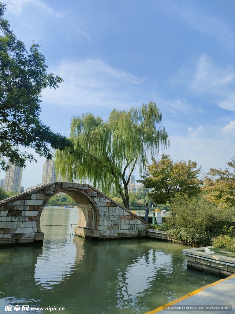 小桥流水