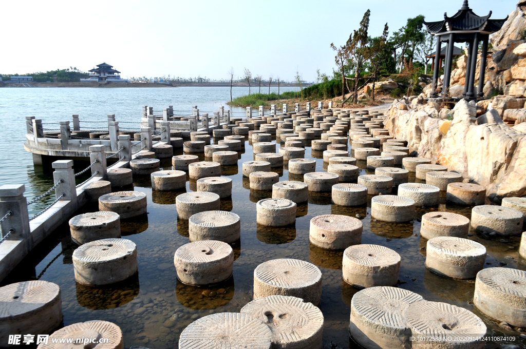 卤阳湖
