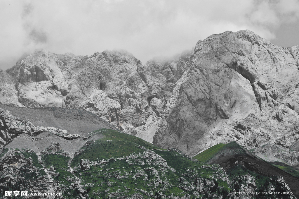 石山