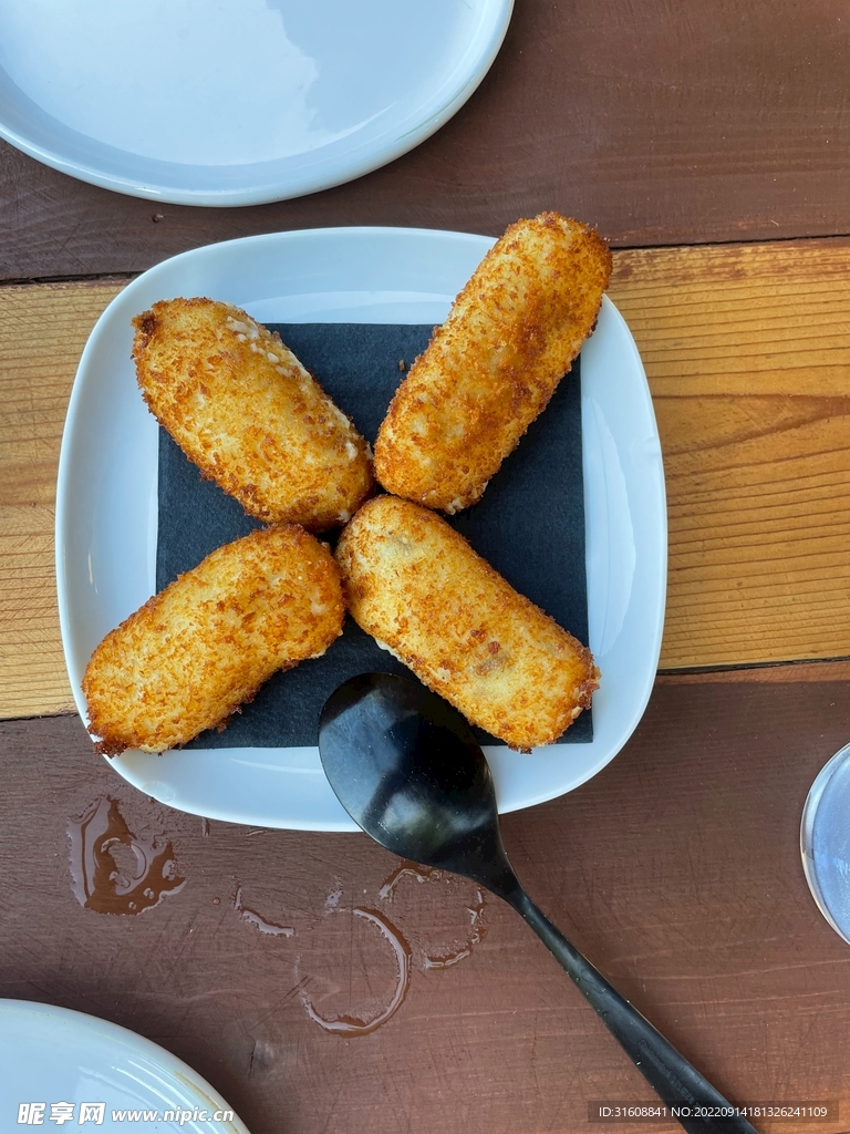 炸鸡块 