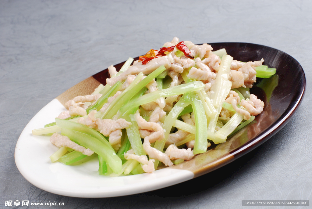西芹炒肉丝