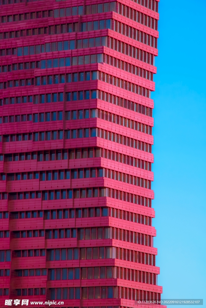 粉色方形建筑摄影
