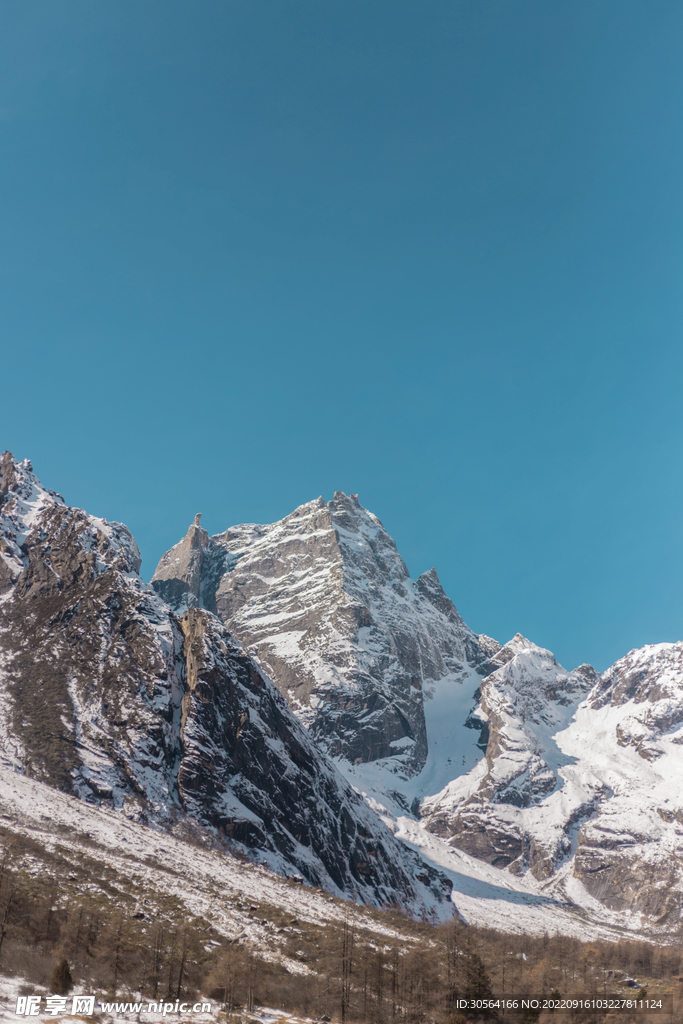 冬季雪山