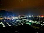 俯瞰壮丽的城市夜景