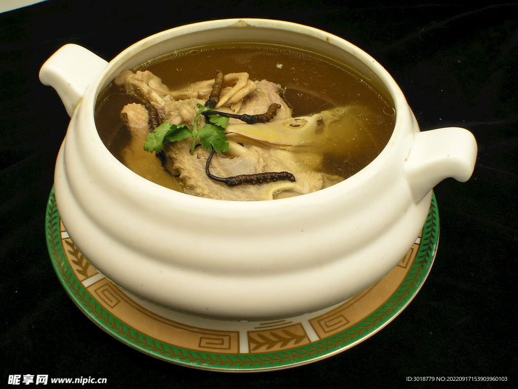 老鸭煲
