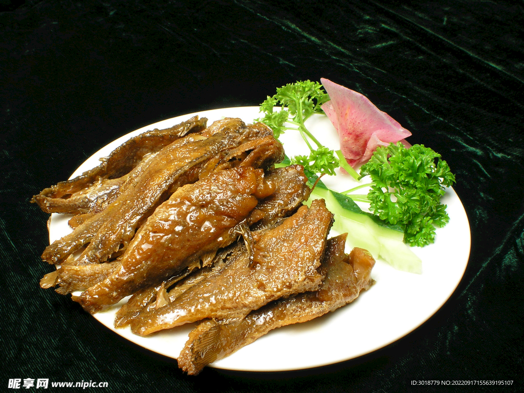焖酥鱼