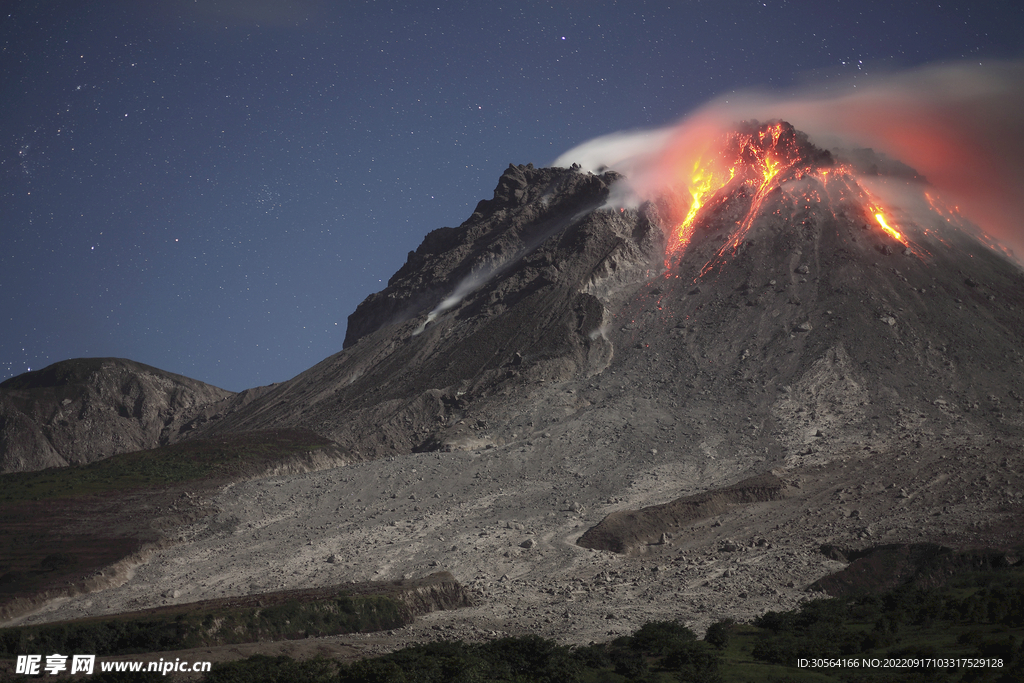 山脉火山