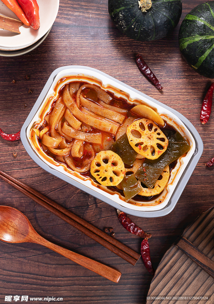 自热火锅美食