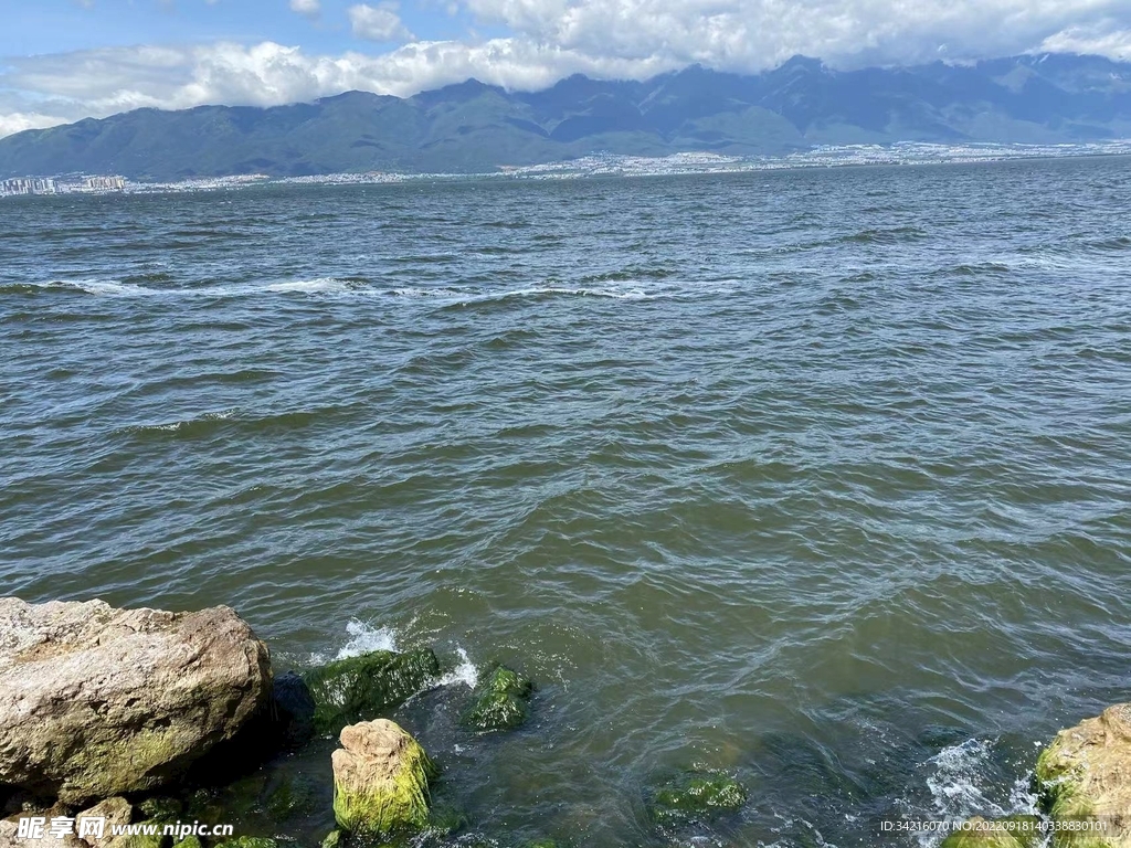 洱海