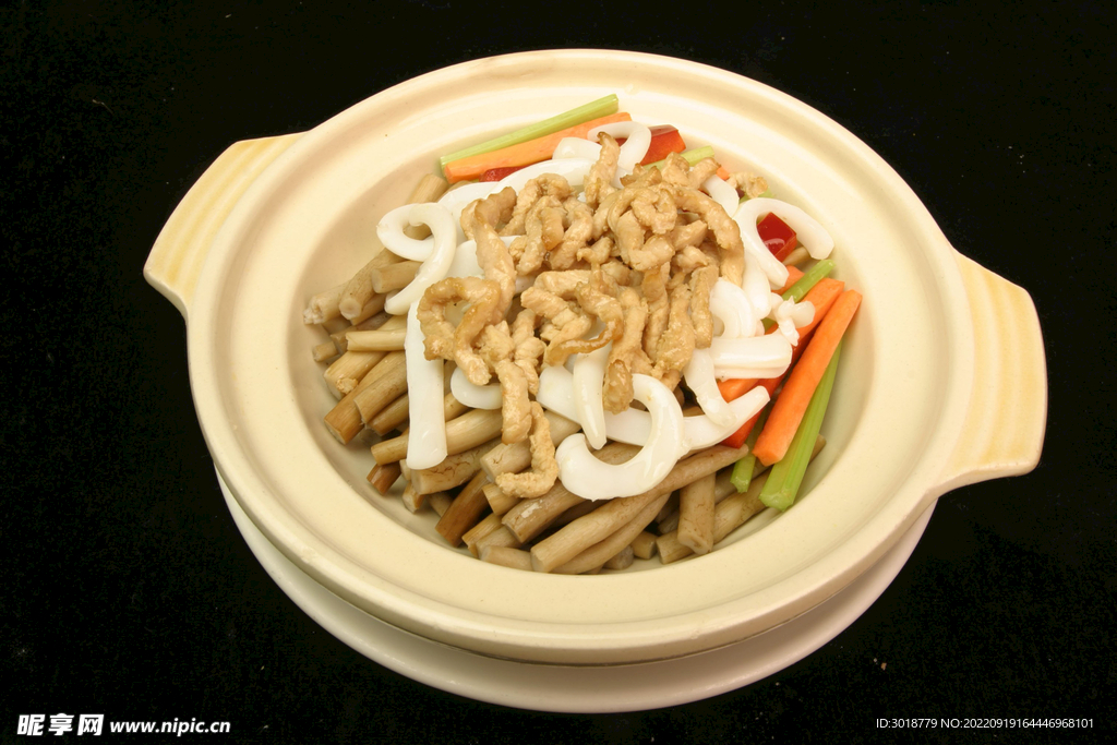 茶树菇炒三丝