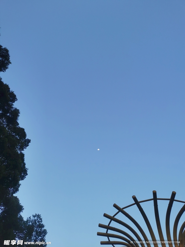 天空