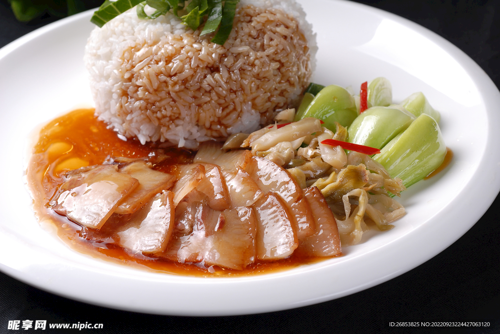 卤肉拌饭