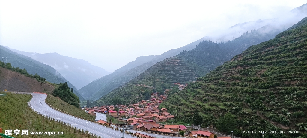 藏族民俗村