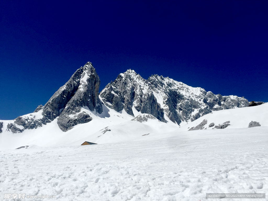 雪山