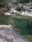 山涧瀑布水潭
