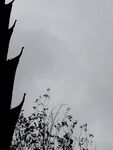 塔檐与天空