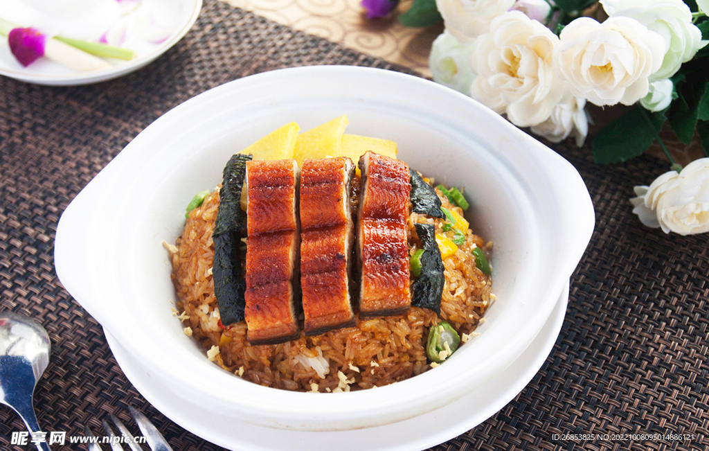 锅仔鳗鱼焗饭
