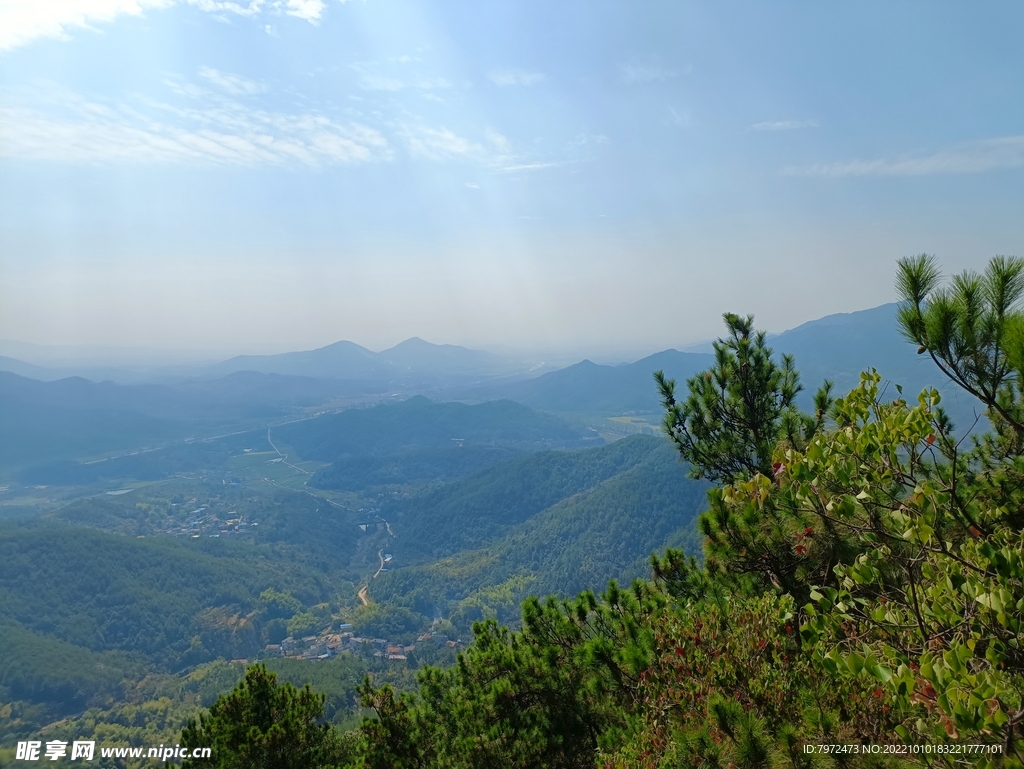 鄂东山峦