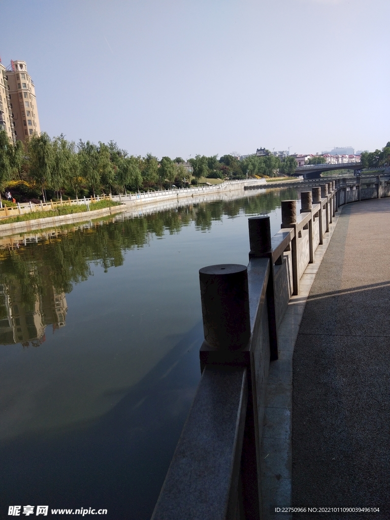 河水