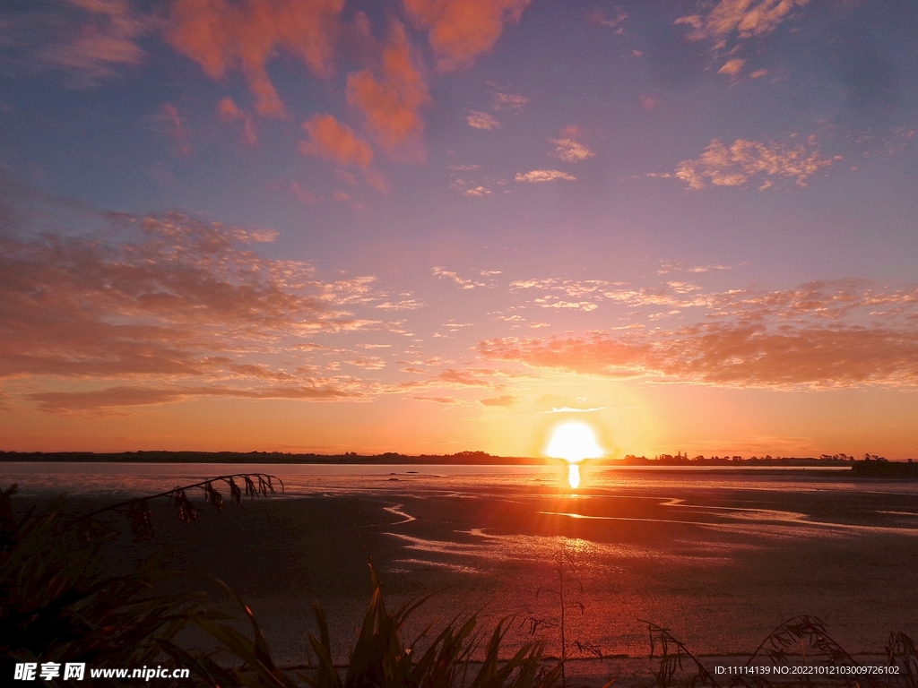 海滨夕阳