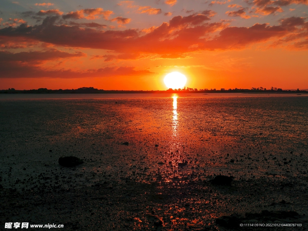 海滨晚霞
