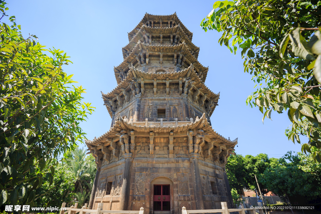 复古寺庙建筑