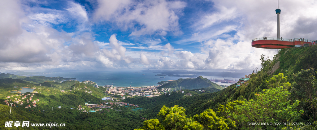 绿色山峰山脉