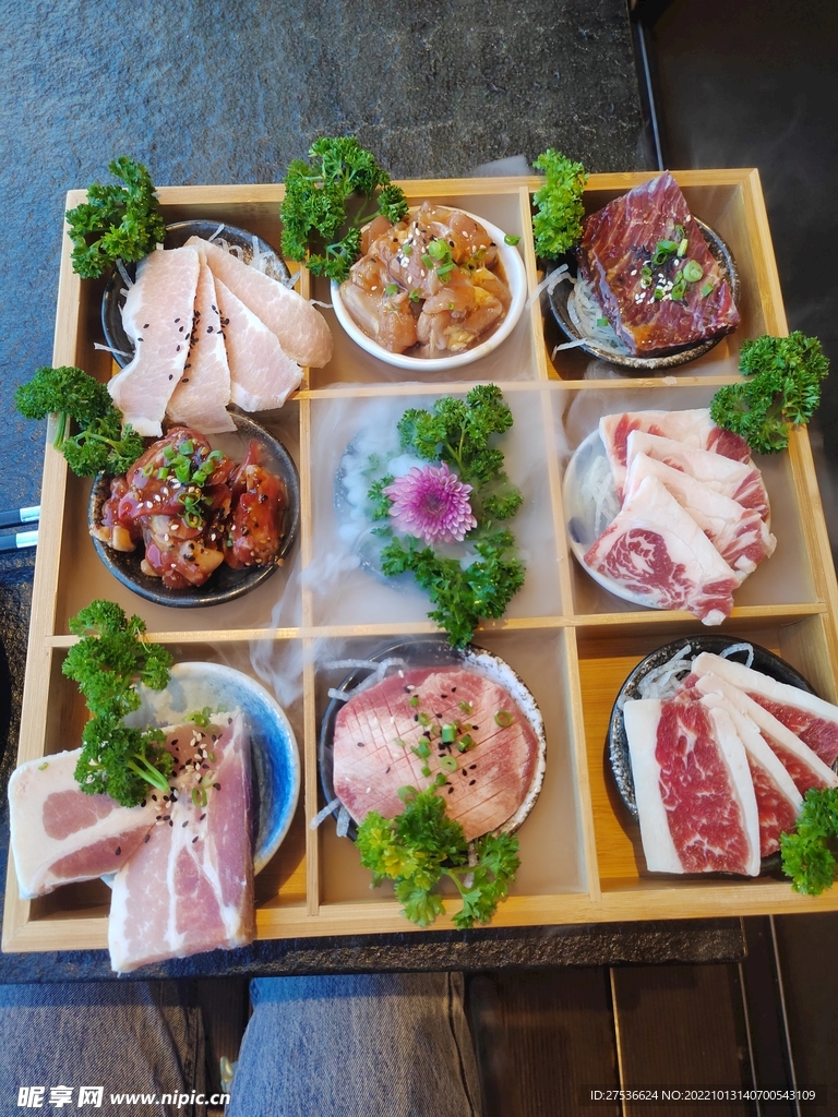 九格美食