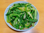 爆炒油麦菜