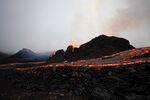 火山             