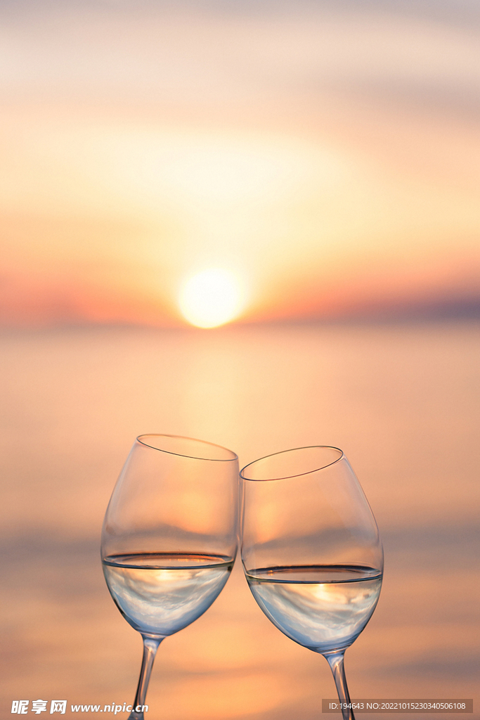 酒杯夕阳