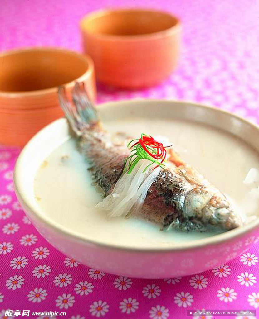 鲫鱼汤