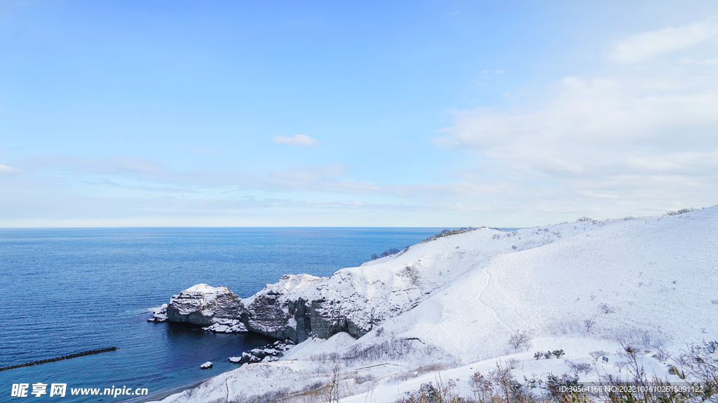 冬季海边雪景