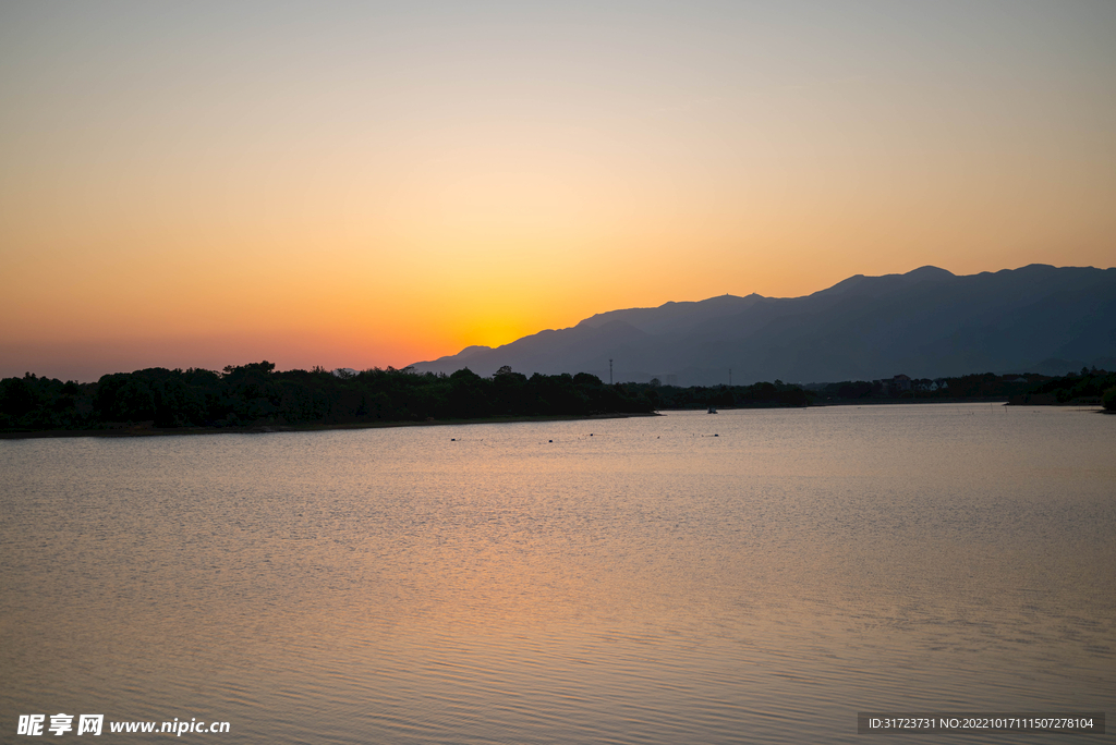 日落 夕阳 彩霞