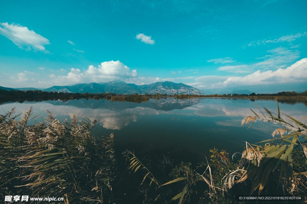 湖泊 摄影图__山水风景_自然景观_摄影图库_昵图网