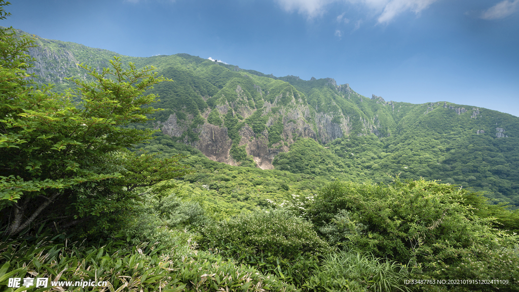 济州火山岛和熔岩洞  