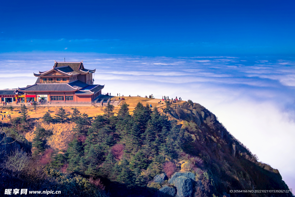 山顶寺庙
