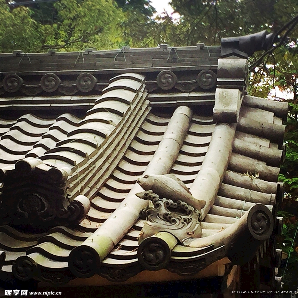 复古屋檐