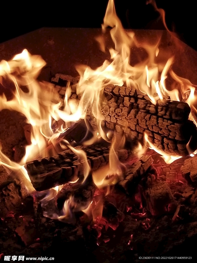 木头燃烧