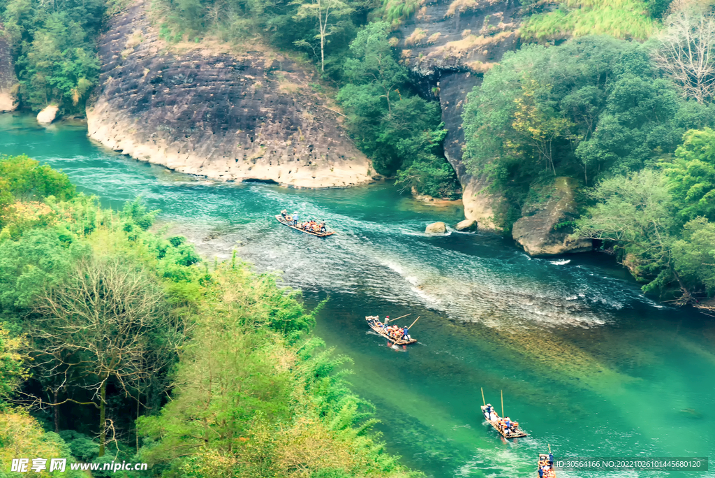 森林漂流旅游
