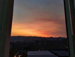 窗外的夕阳