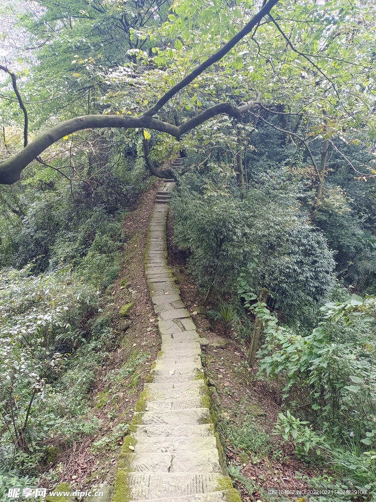 灵岩山景区 