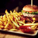双肉饼汉堡炸薯条