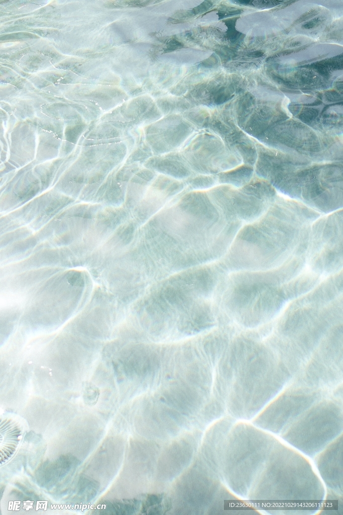 水