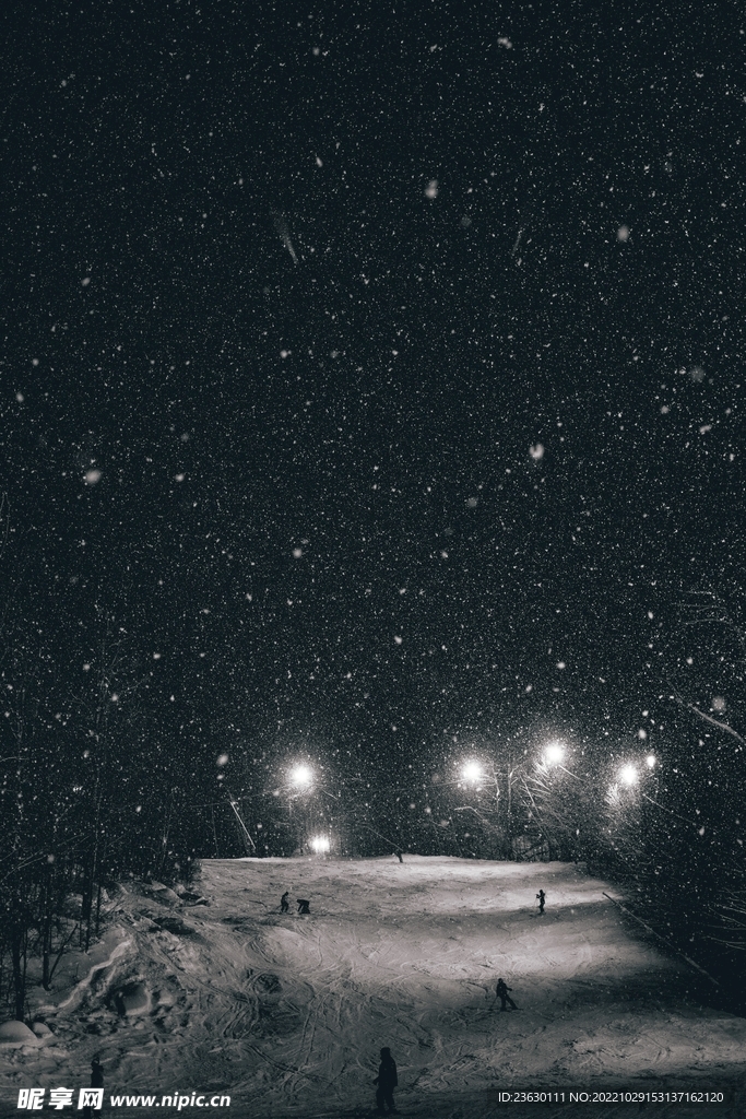 下雪的夜晚